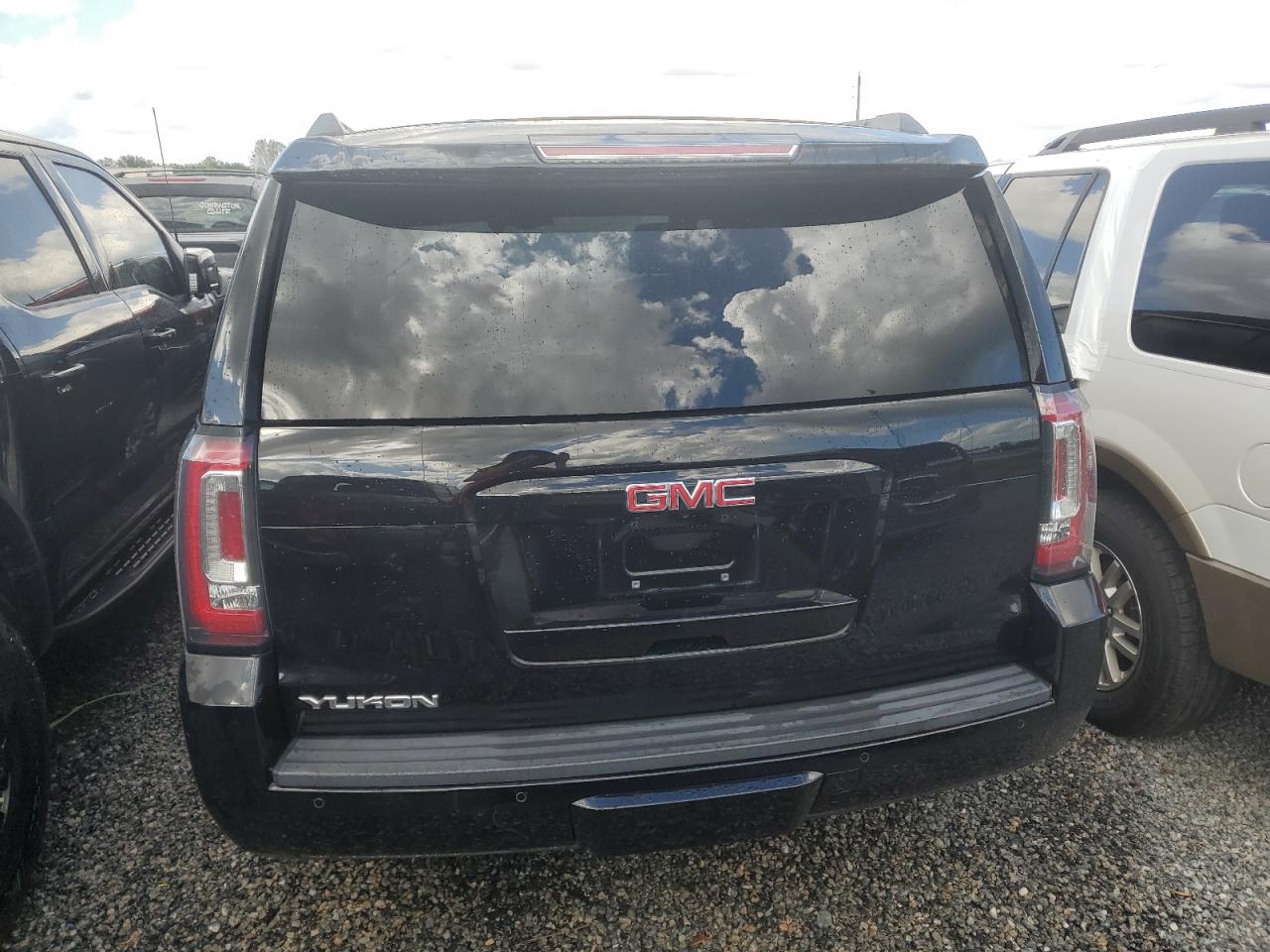 2020 GMC Yukon VIN 1GKS1BKCXLR275520 Copart auction photo, water/flood damage thumbnail 6