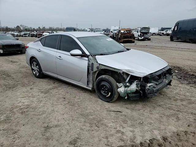 2019 Nissan Altima VIN 1N4BL4BV0KC228944 Copart auction photo, front end / minor dent/scratches damage thumbnail 10