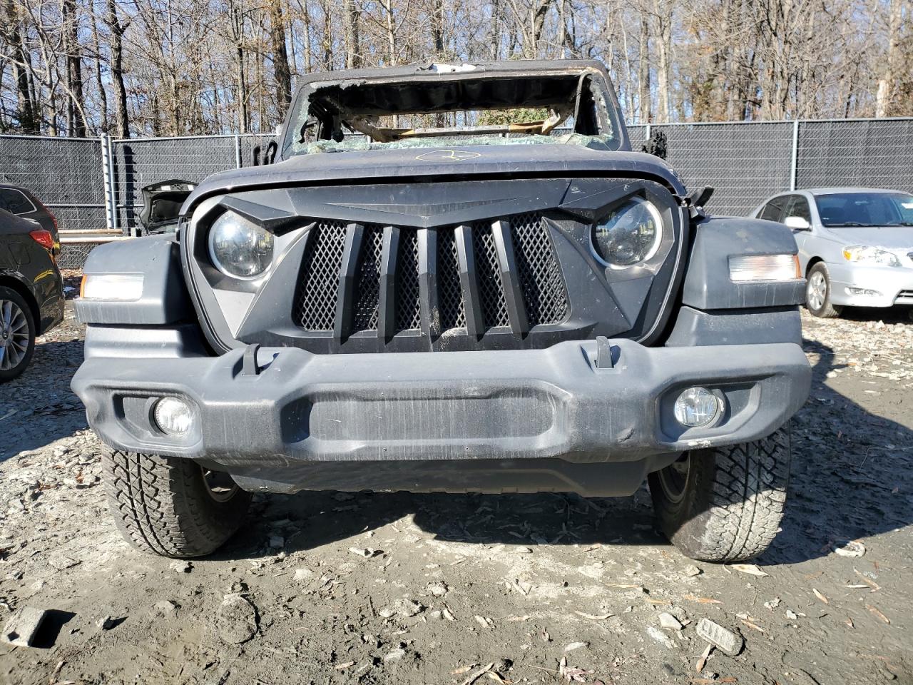 2018 Jeep Wrangler VIN 1C4HJXDG5JW112436 Copart auction photo, burn damage thumbnail 5