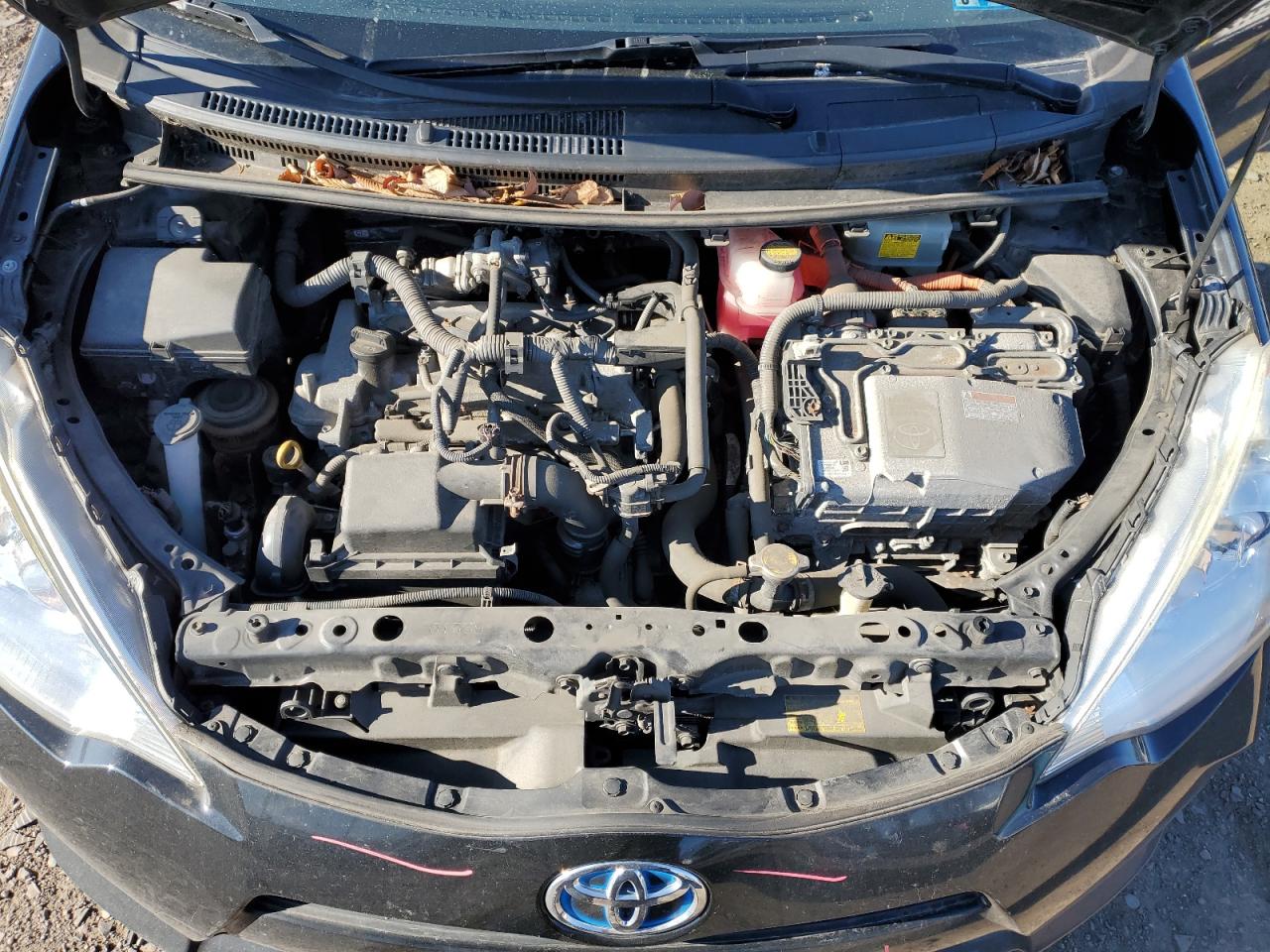 2014 Toyota Prius VIN JTDKDTB33E1074584 Copart auction photo, rear end / side damage thumbnail 11