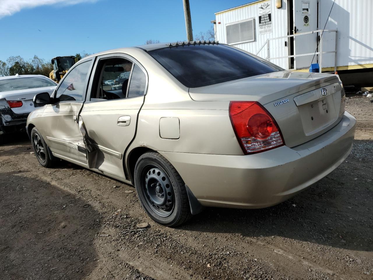 2006 Hyundai Elantra VIN KMHDN46D46U318429 Copart auction photo, side / front end damage thumbnail 2