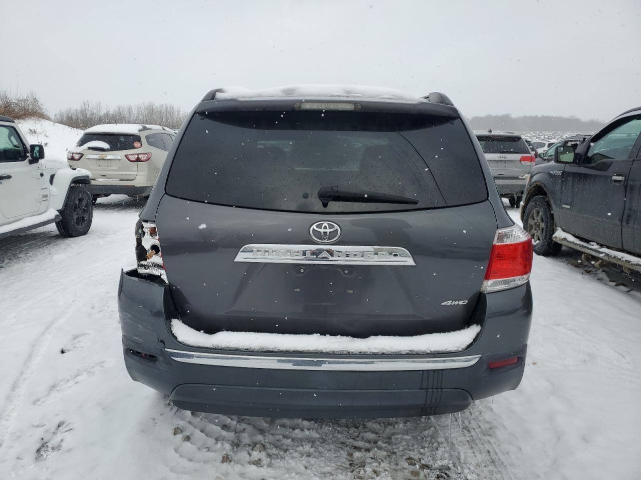 2011 Toyota Highlander VIN 5TDBK3EH5BS044708 Copart auction photo, rear end / front end damage thumbnail 6