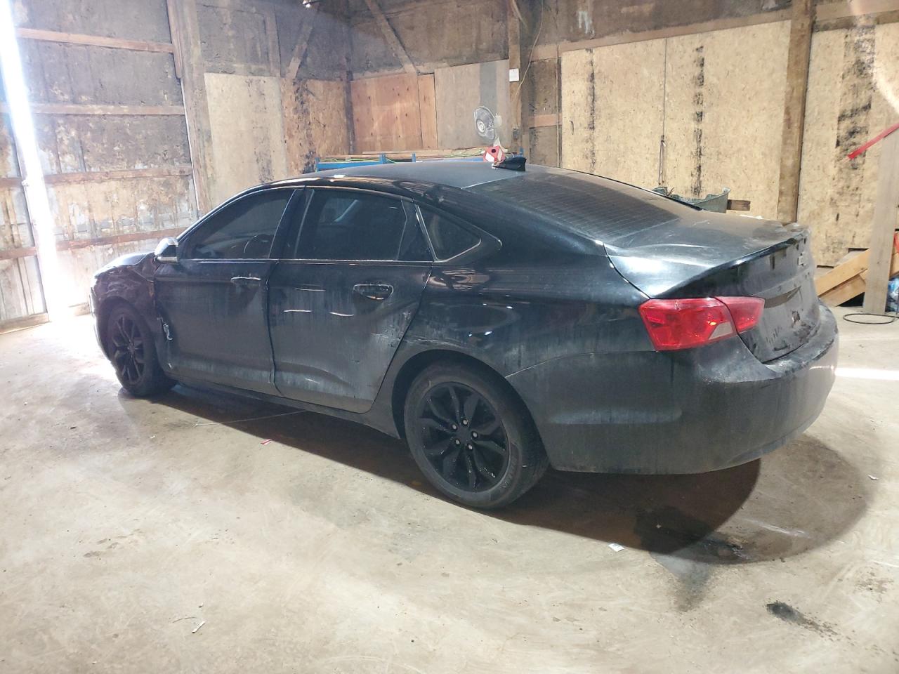 2017 Chevrolet Impala VIN 1G1105S38HU211498 Copart auction photo, side / front end damage thumbnail 2