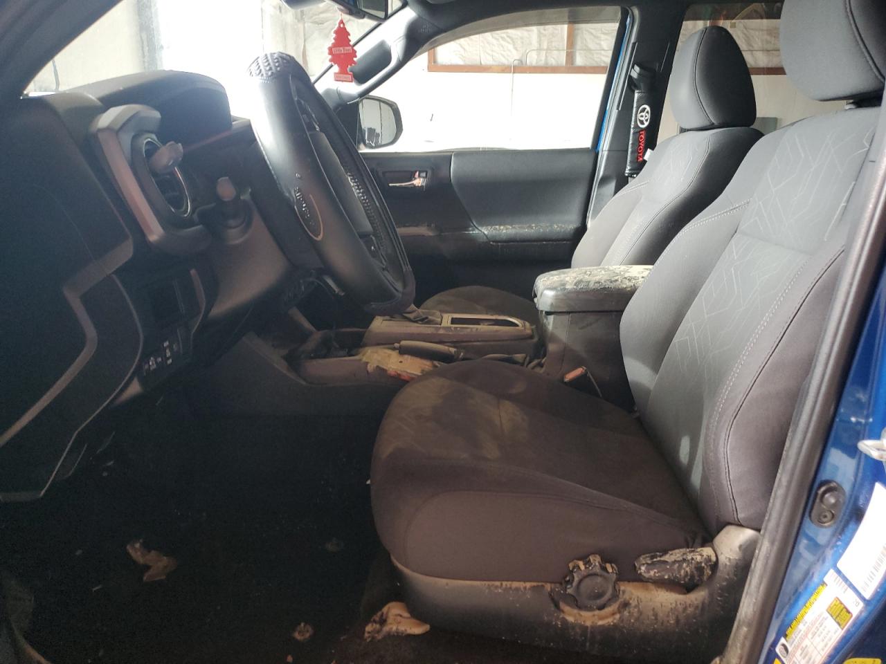 2018 Toyota Tacoma VIN 3TMCZ5AN4JM142554 Copart auction photo, water/flood damage thumbnail 7
