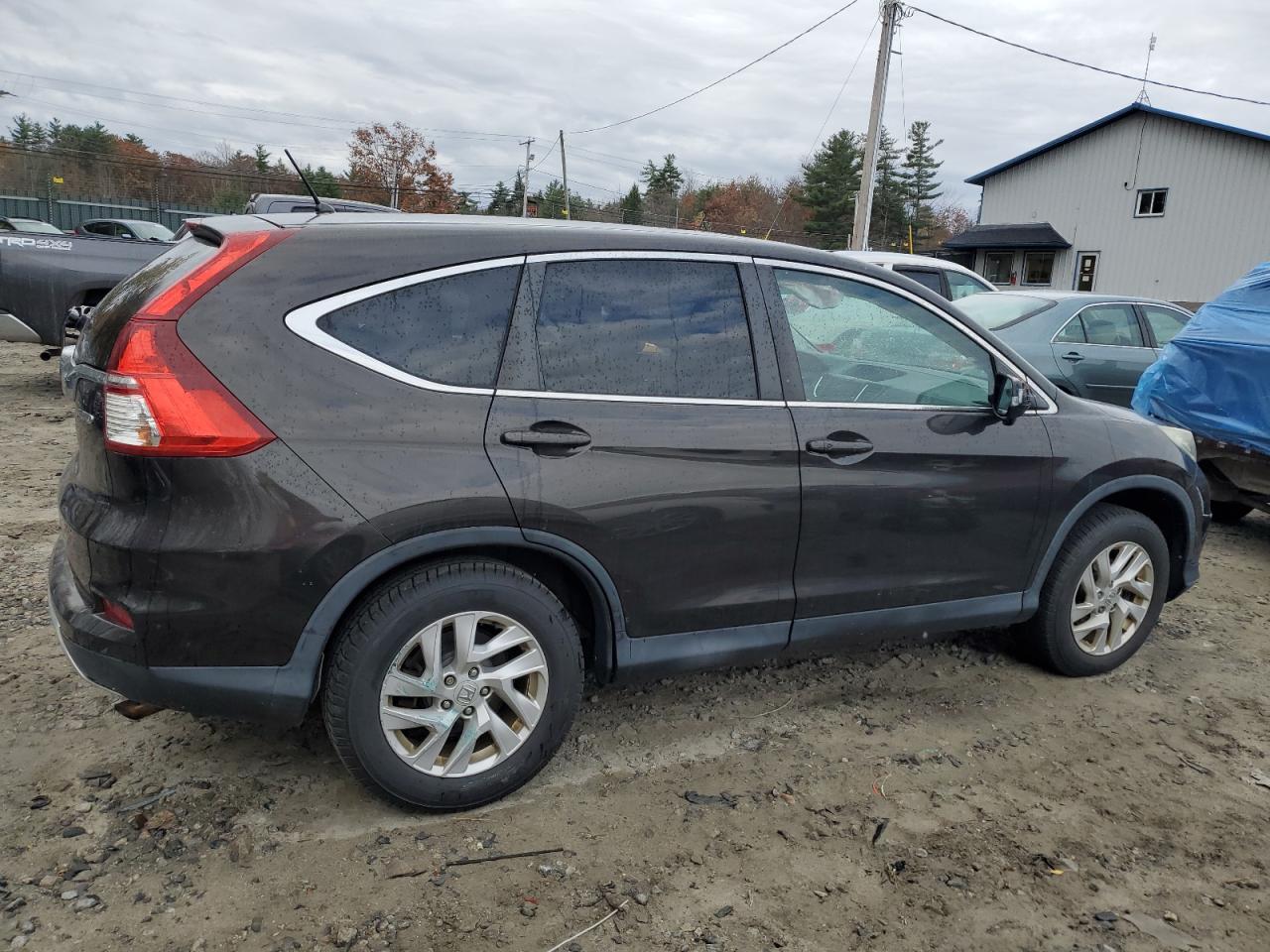 2015 Honda CR-V VIN 2HKRM4H55FH635861 Copart auction photo, side damage thumbnail 3