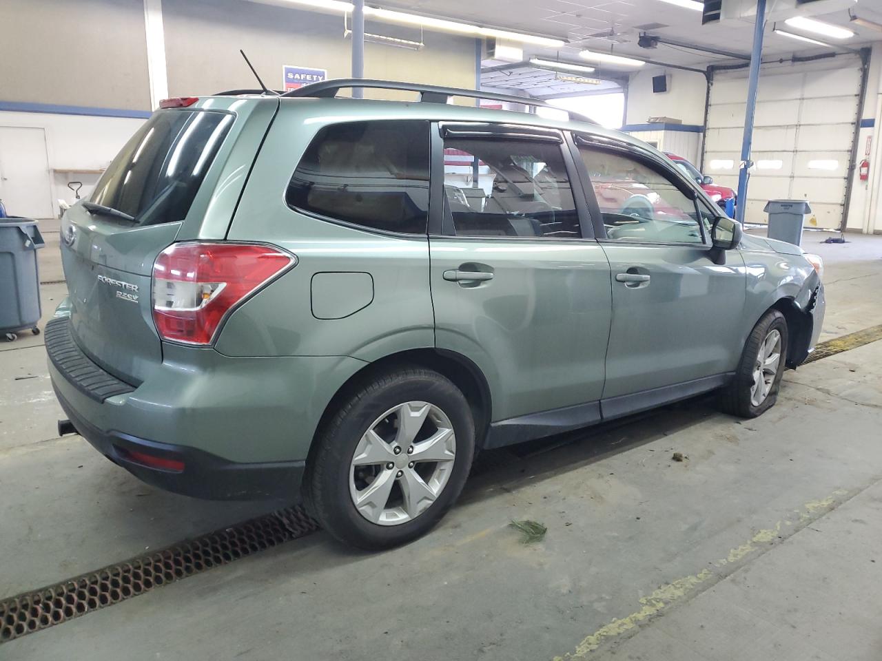 2015 Subaru Forester VIN JF2SJADC4FH520584 Copart auction photo, side / front end damage thumbnail 3
