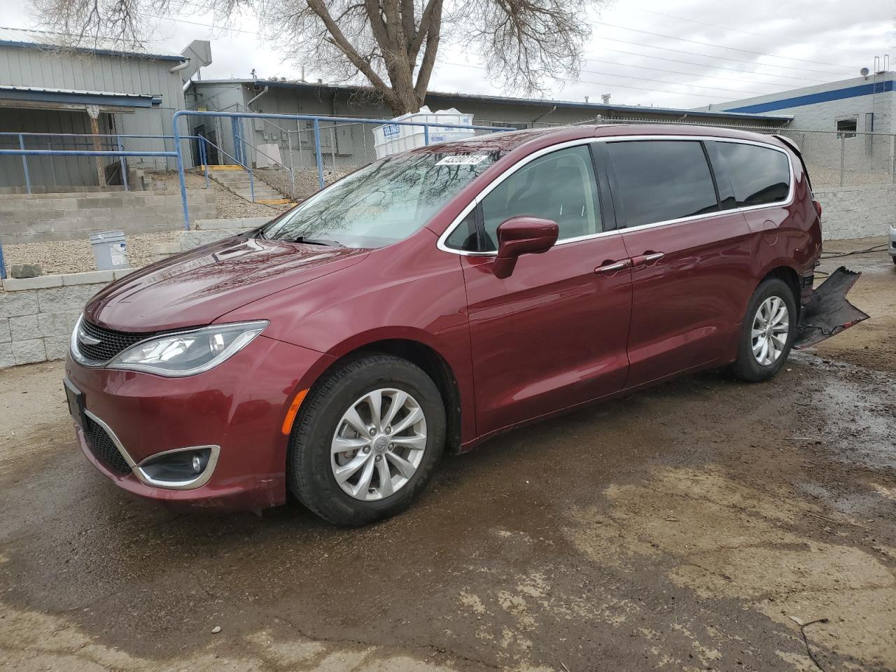 2018 Chrysler Pacifica VIN 2C4RC1FG9JR108987