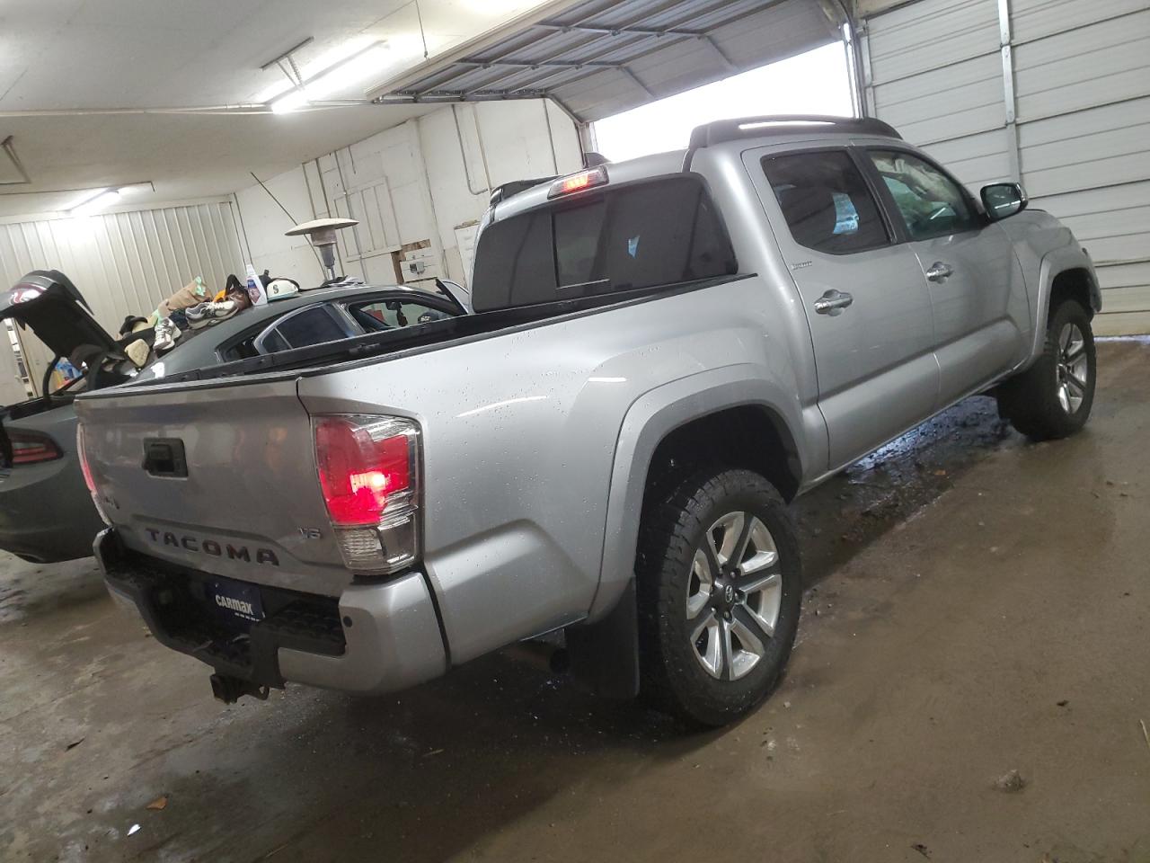 2018 Toyota Tacoma VIN 3TMGZ5AN4JM141342 Copart auction photo, front end damage thumbnail 3