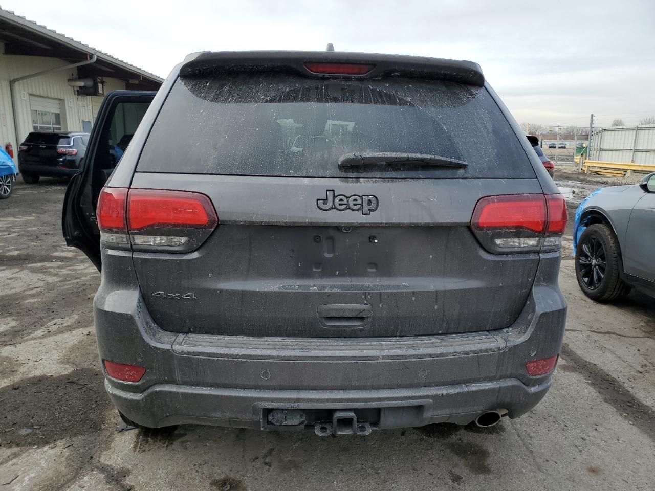 2021 Jeep Grand Cherokee VIN 1C4RJFBG7MC561883 Copart auction photo, side / minor dent/scratches damage thumbnail 6