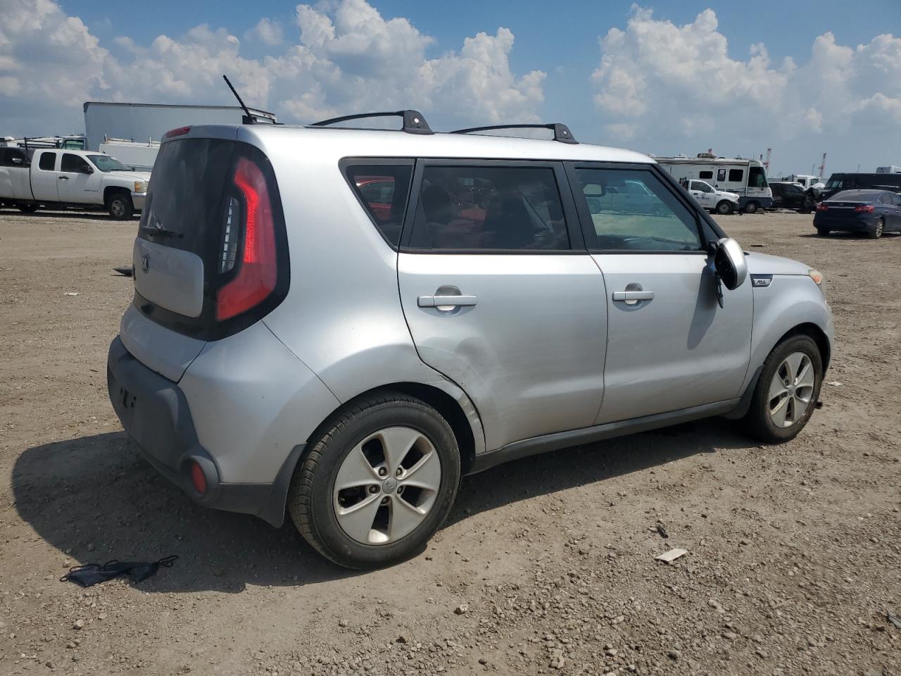 2015 KIA Soul VIN KNDJN2A25F7807616 Copart auction photo, vandalism / side damage thumbnail 3