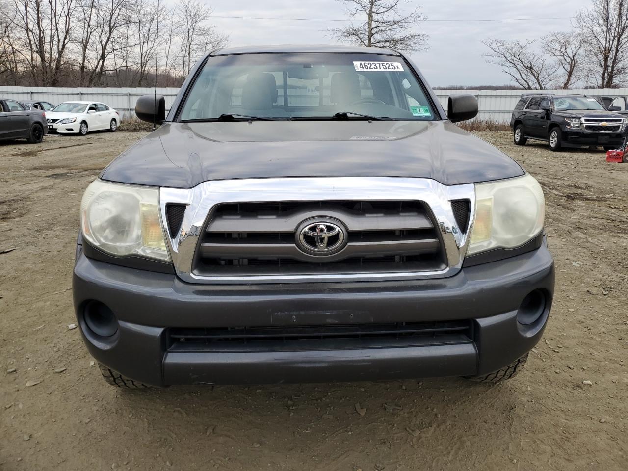 2010 Toyota Tacoma VIN 5TEUX4EN8AZ676528 Copart auction photo, normal wear / minor dent/scratches damage thumbnail 5