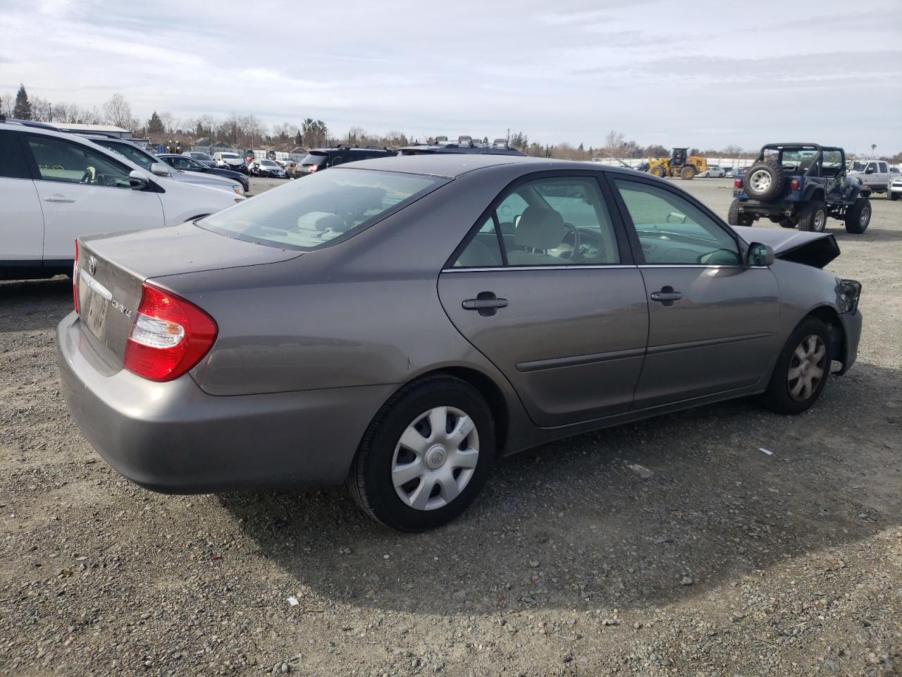 2002 Toyota Camry VIN 4T1BE32K22U579638 Copart auction photo, front end damage thumbnail 3