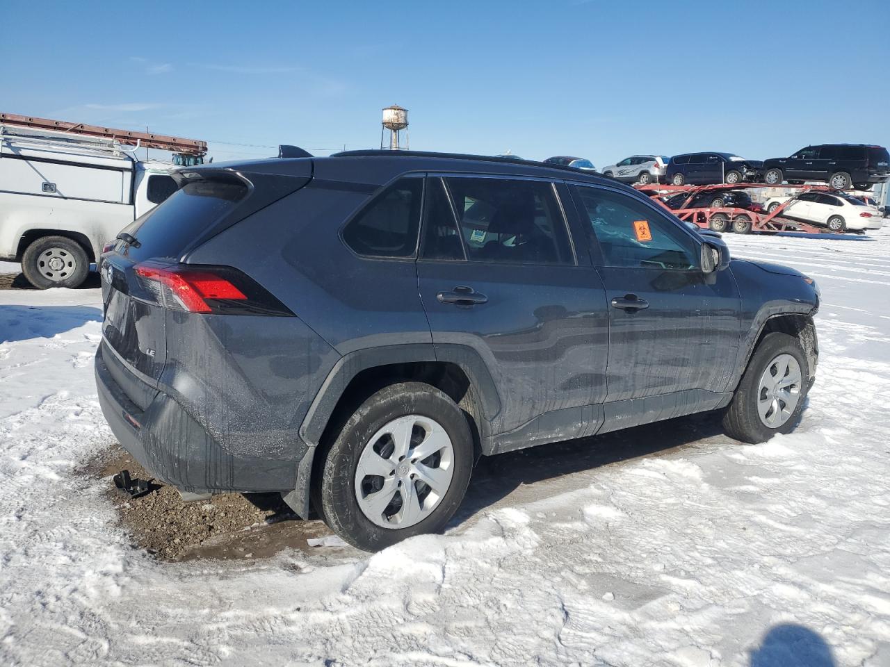 2021 Toyota RAV 4 VIN 2T3H1RFV9MC122396 Copart auction photo, front end damage thumbnail 3