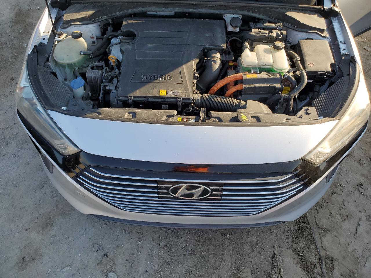 2017 Hyundai IONIQ VIN KMHC75LC4HU044949 Copart auction photo, minor dent/scratches damage thumbnail 11