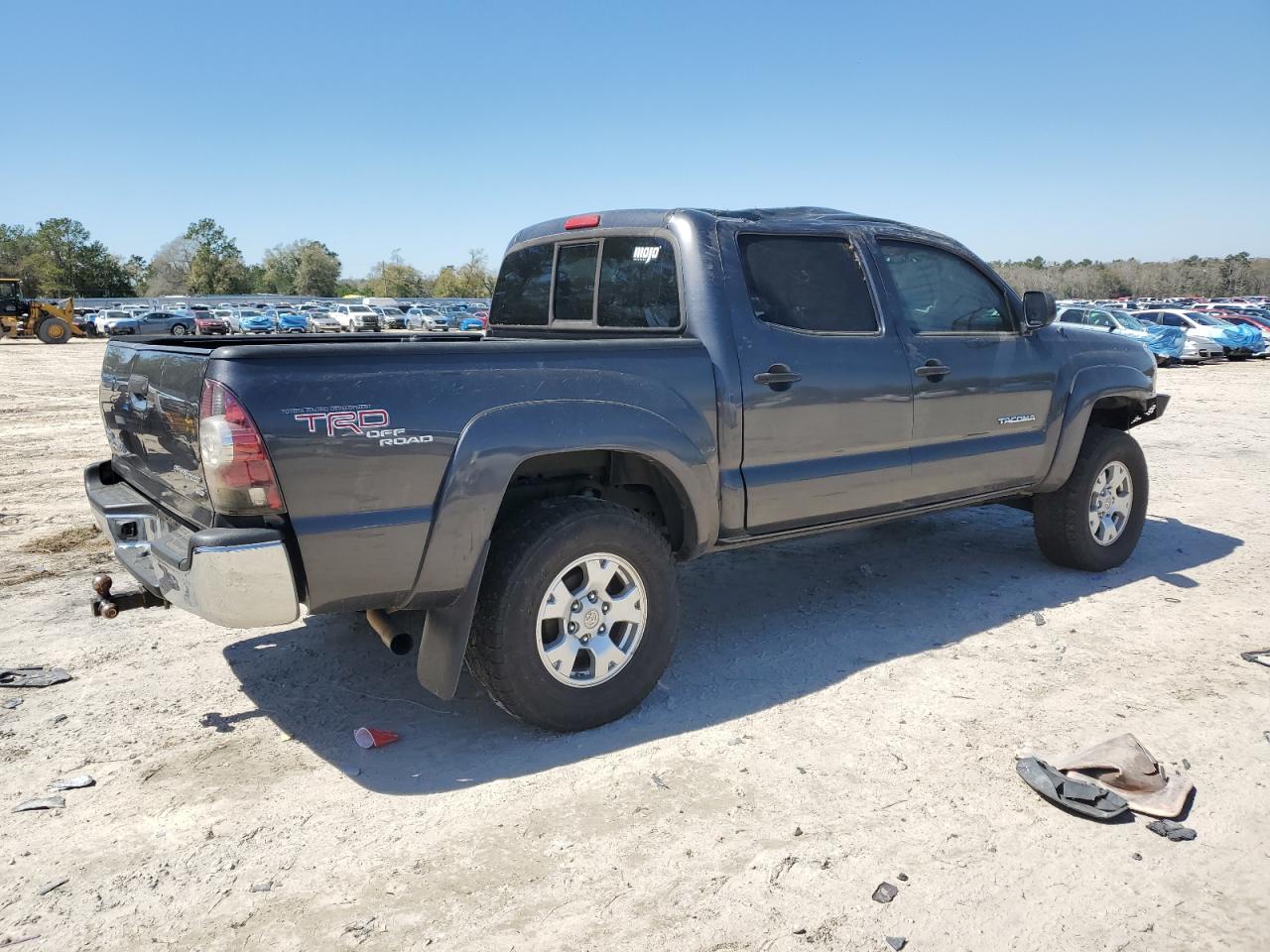 2011 Toyota Tacoma VIN 3TMJU4GN4BM123382 Copart auction photo, front end damage thumbnail 3