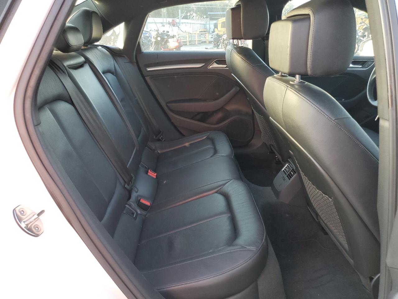 2019 Audi A3 VIN WAUAUGFF0KA107685 Copart auction photo, front end / minor dent/scratches damage thumbnail 10