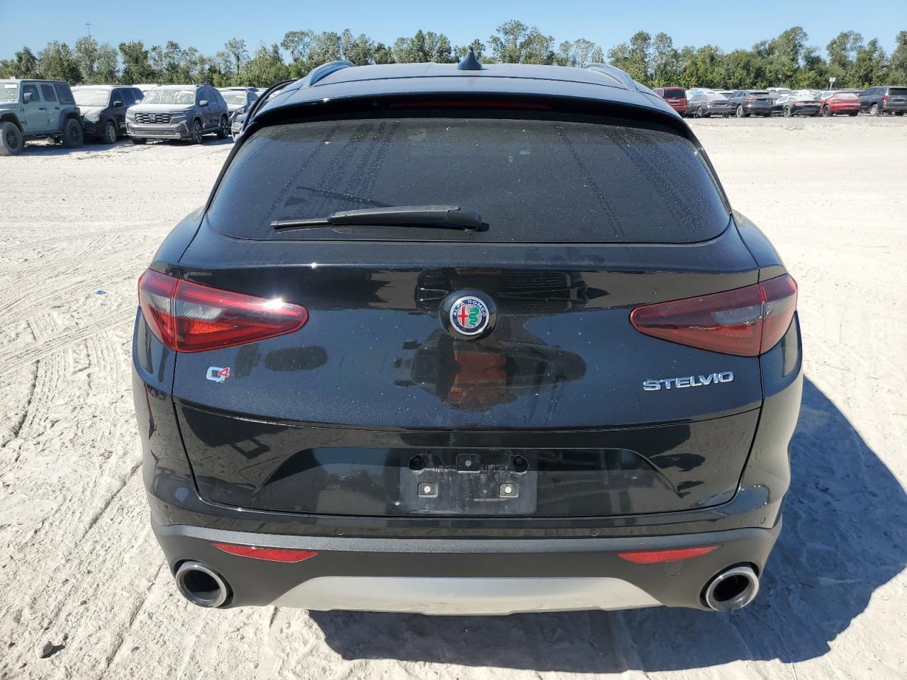 2018 Alfa Romeo Stelvio VIN ZASFAKAN3J7B60077 Copart auction photo, front end damage thumbnail 6