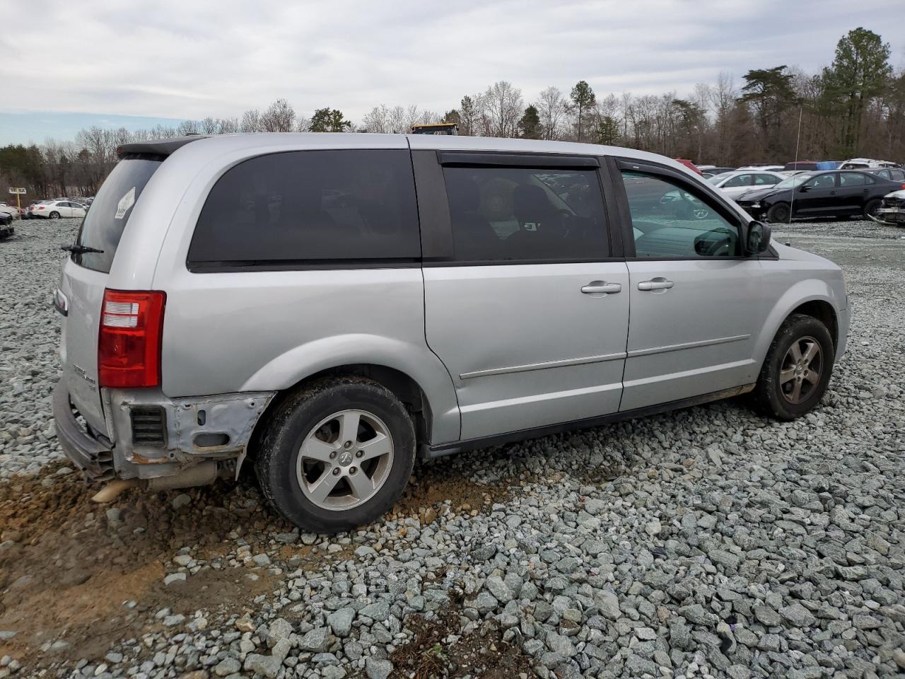 2010 Dodge Caravan VIN 2D4RN4DE2AR487301 Copart auction photo, rear end / front end damage thumbnail 3