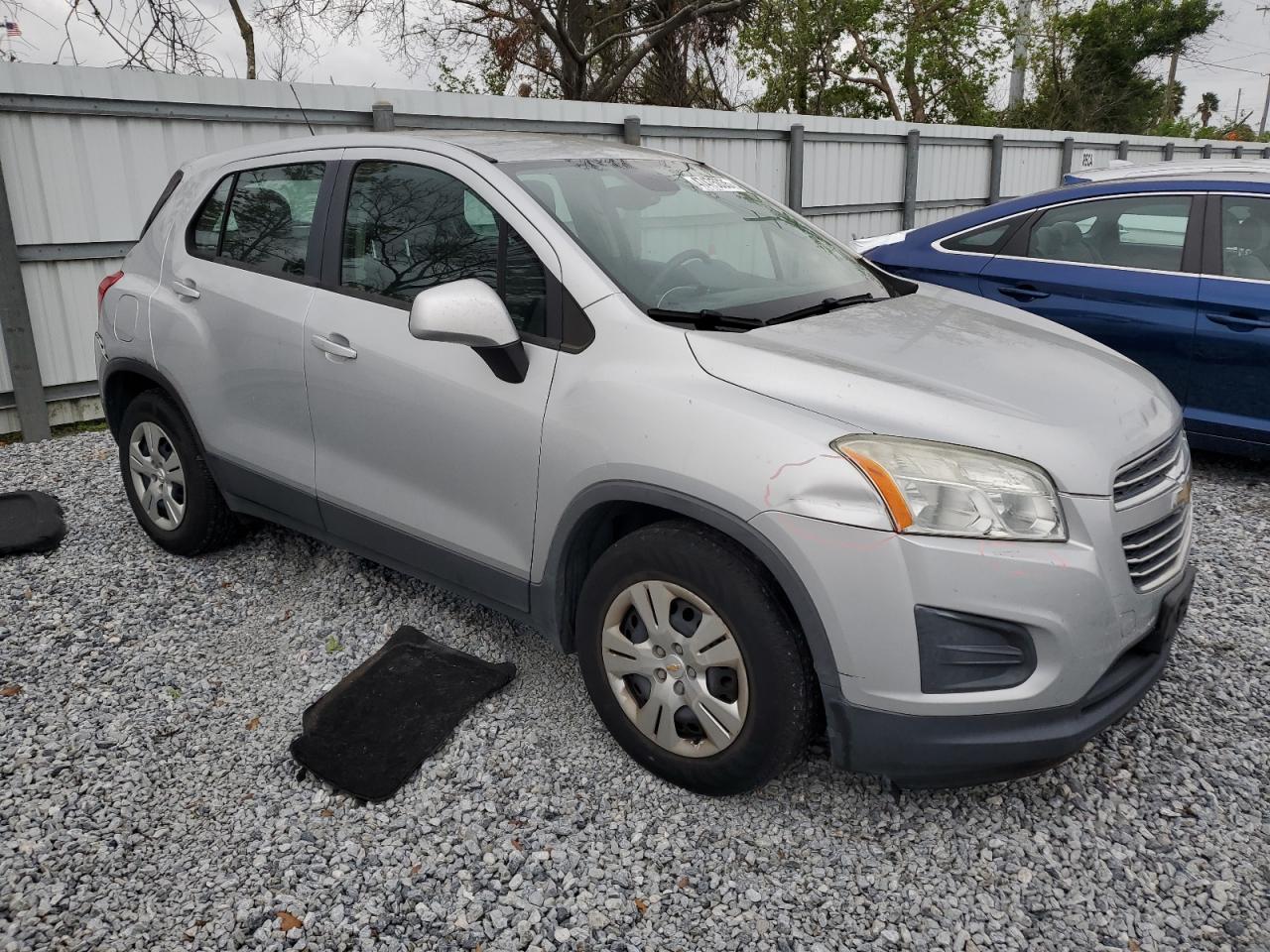 2016 Chevrolet Trax VIN 3GNCJKSB3GL223738 Copart auction photo, rear end / front end damage thumbnail 4