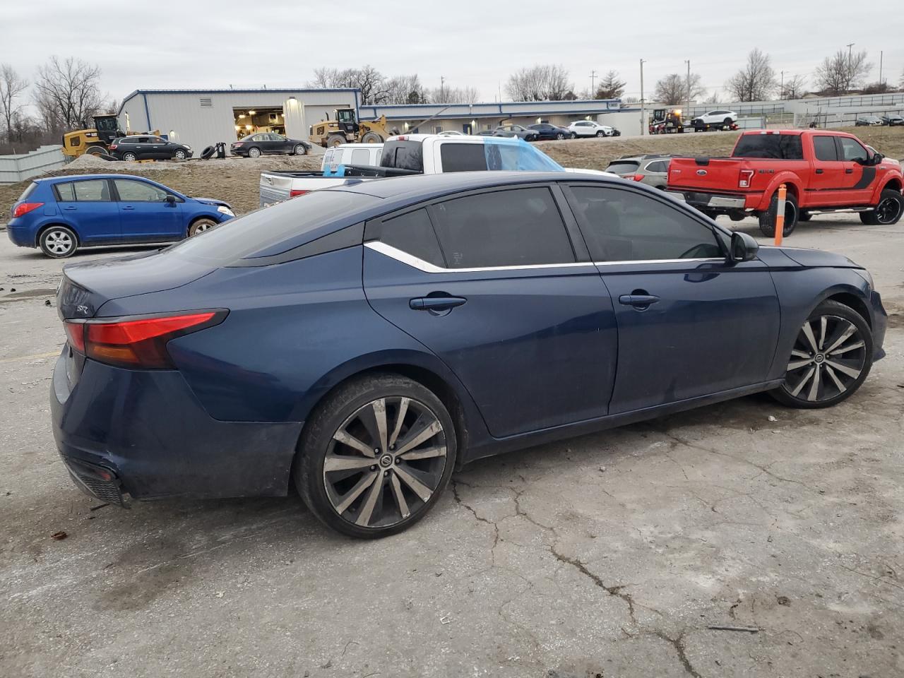 2021 Nissan Altima VIN 1N4BL4CV8MN313942 Copart auction photo, front end damage thumbnail 3