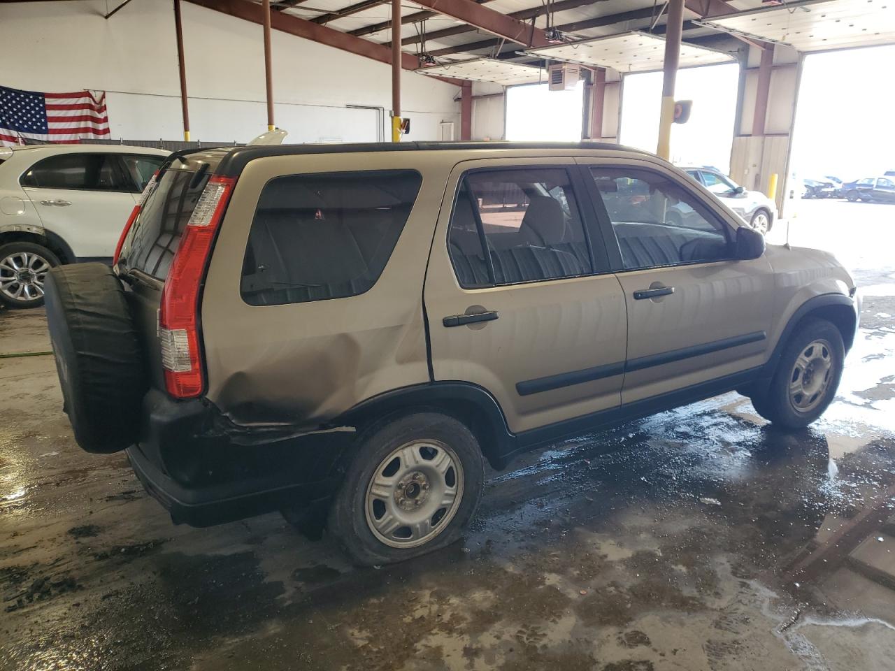 2005 Honda CR-V VIN SHSRD68585U305925 Copart auction photo, rear end / front end damage thumbnail 3