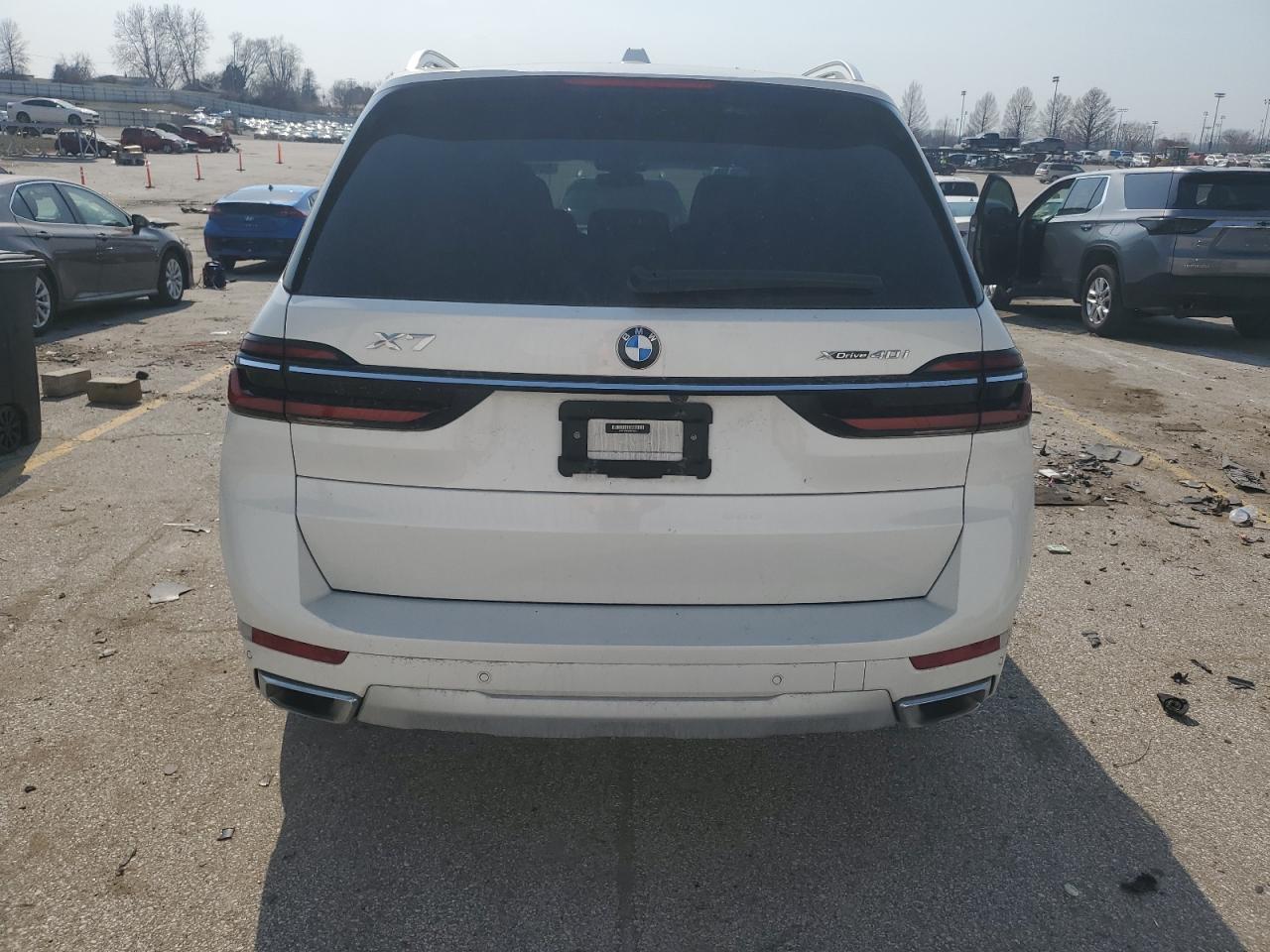 2023 BMW X7 VIN 5UX23EM00P9R88800 Copart auction photo, front end damage thumbnail 6