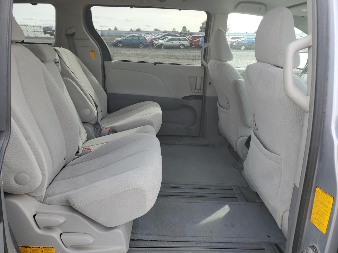 2013 Toyota Sienna VIN 5TDKK3DC6DS395443 Copart auction photo, rear end / front end damage thumbnail 11
