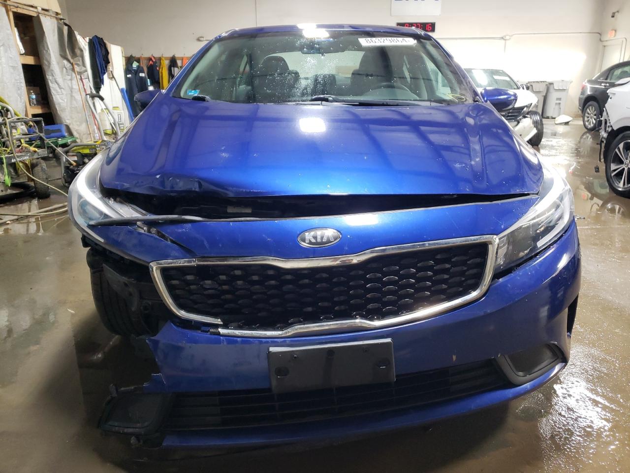 2018 KIA Forte VIN 3KPFK4A76JE168290 Copart auction photo, front end damage thumbnail 5