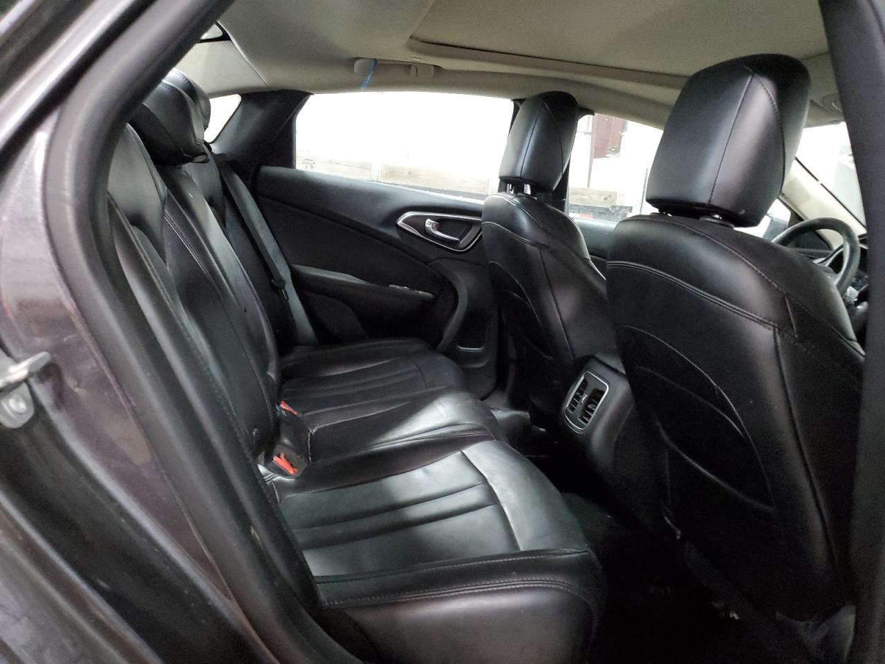 2016 Chrysler 200 VIN 1C3CCCEG5GN114637 Copart auction photo, front end damage thumbnail 11