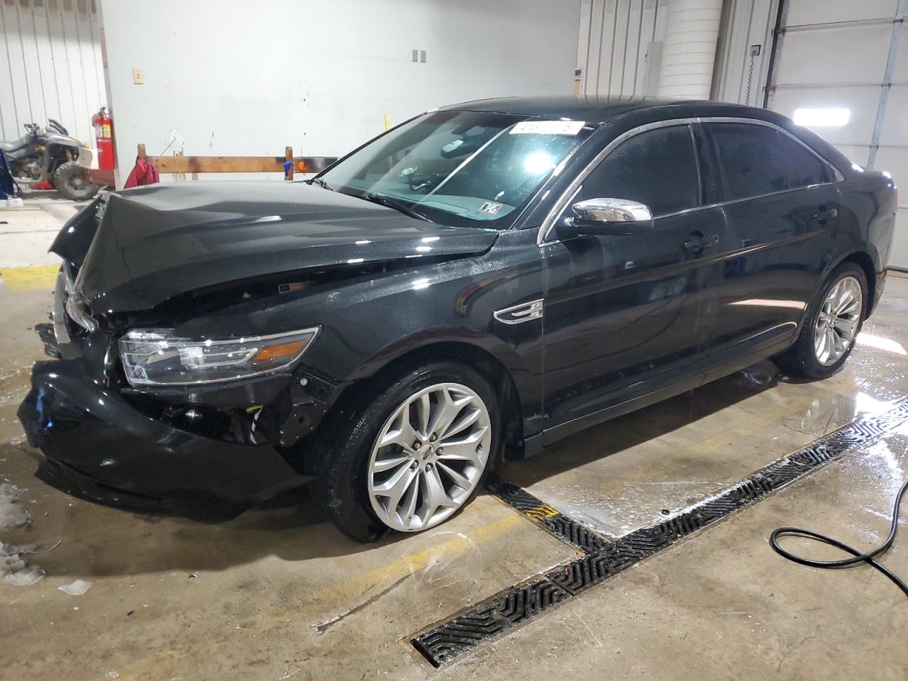 2015 Ford Taurus VIN 1FAHP2F85FG171498