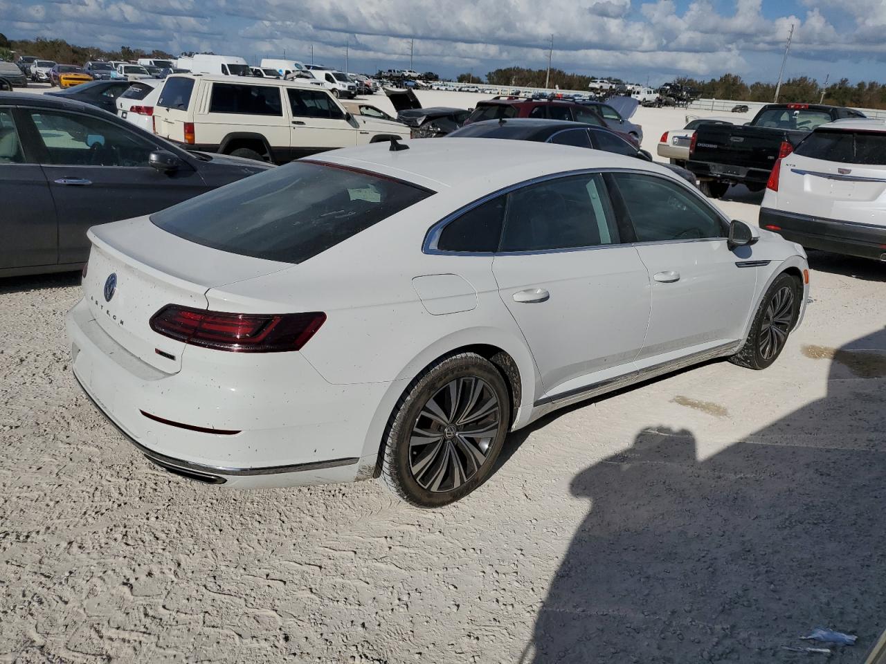 2020 Volkswagen Arteon VIN WVWBR7AN5LE016798 Copart auction photo, water/flood damage thumbnail 3