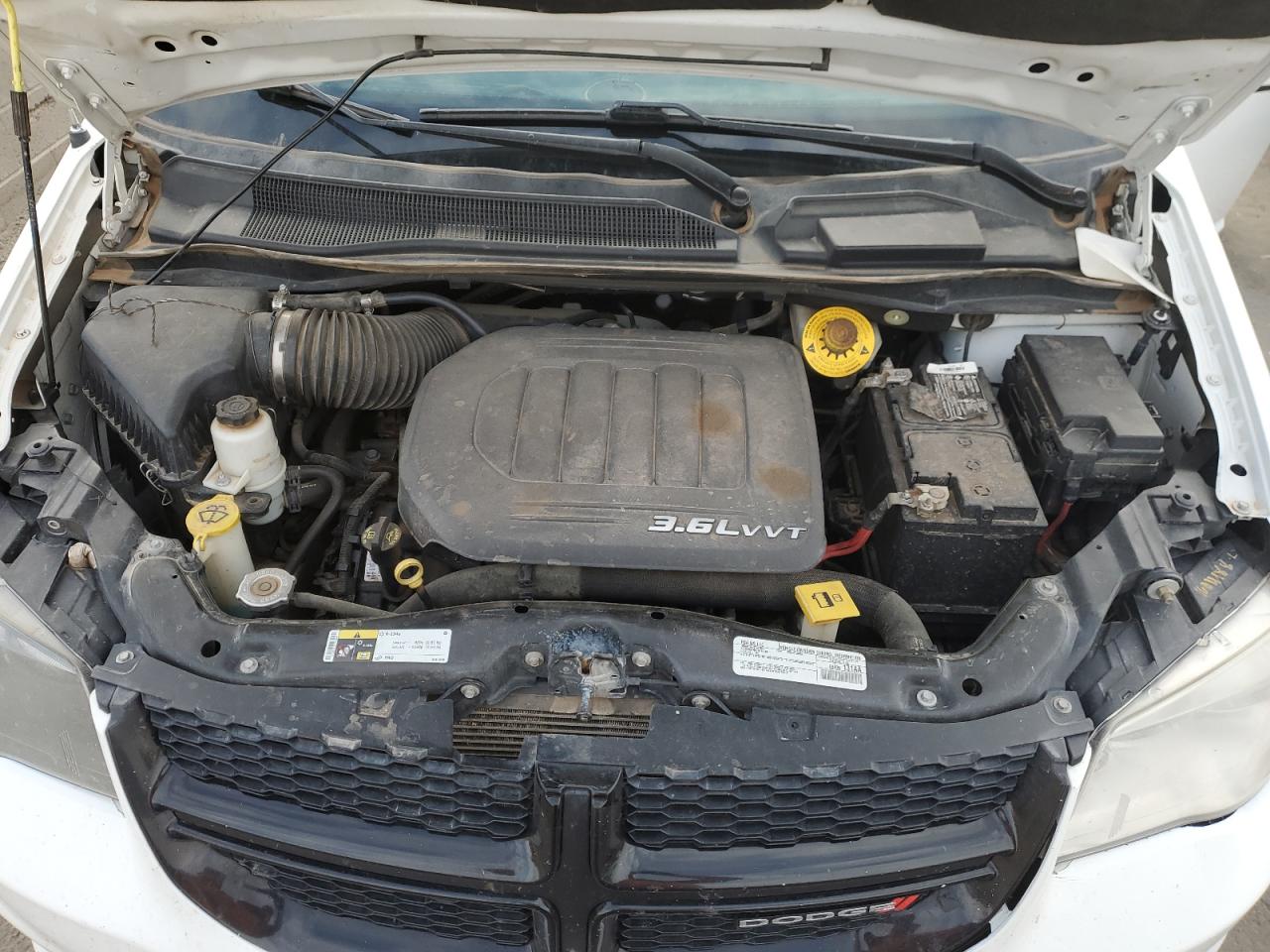 2018 Dodge Caravan VIN 2C4RDGBG3JR206533 Copart auction photo, water/flood / hail damage thumbnail 12