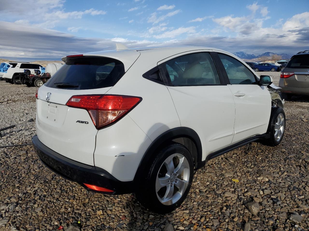 2016 Honda HR-V VIN 3CZRU6H36GM726959 Copart auction photo, front end damage thumbnail 3