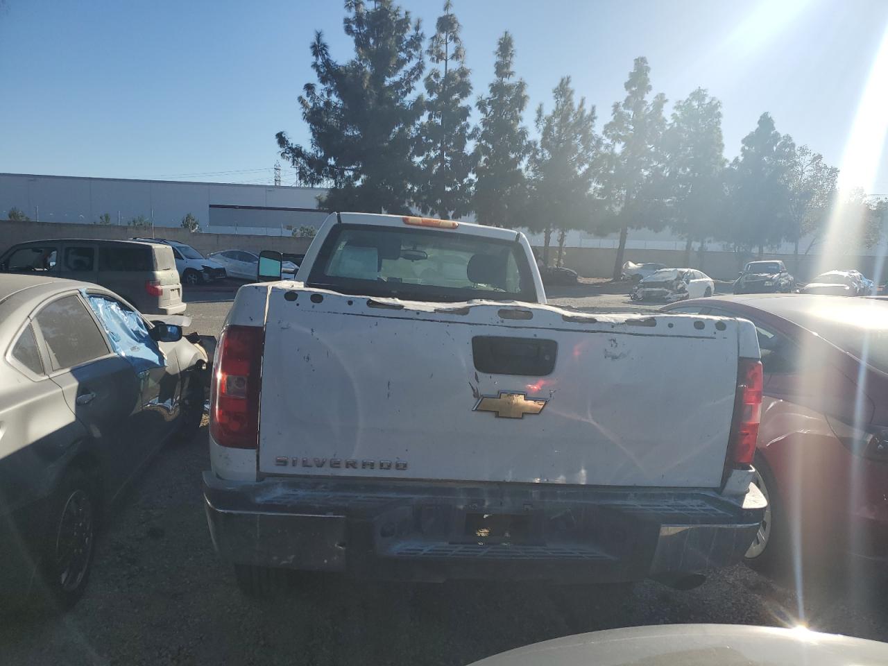 2008 Chevrolet Silverado VIN 1GCHC24KX8E112739 Copart auction photo, front end / undercarriage damage thumbnail 6