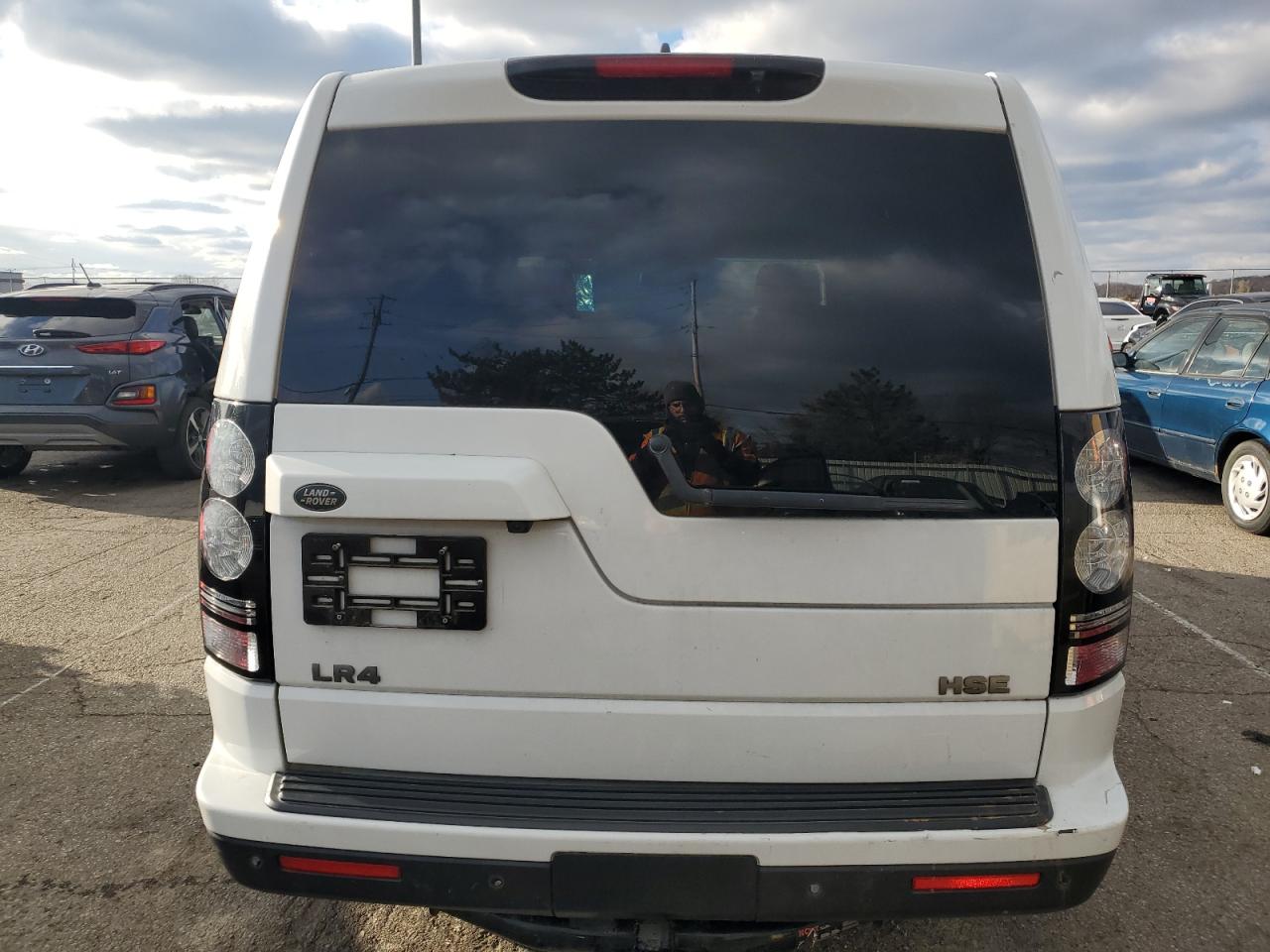 2014 Land Rover LR4 VIN SALAG2V62EA720127 Copart auction photo, minor dent/scratches damage thumbnail 6