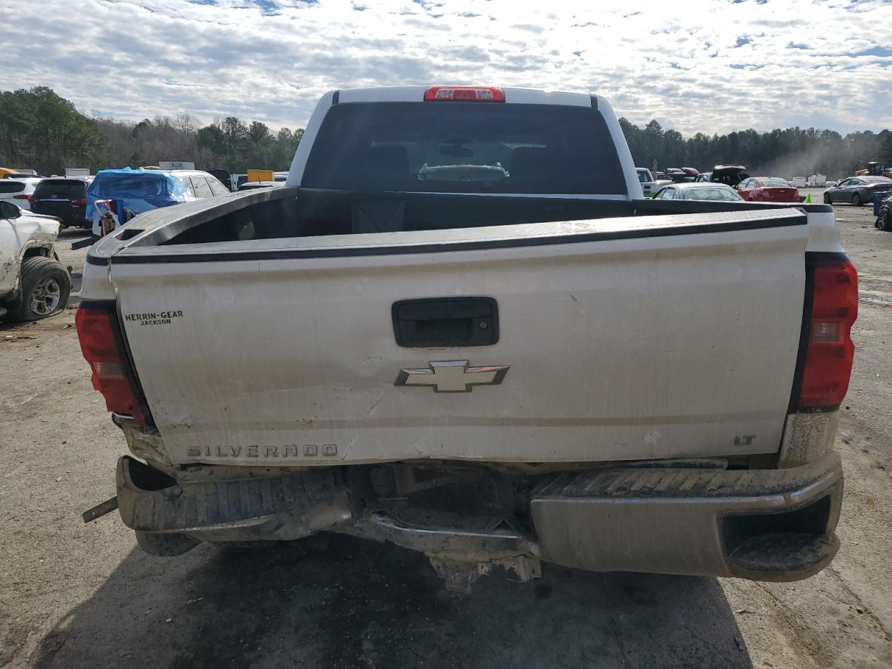 2015 Chevrolet Silverado VIN 3GCUKRECXFG465733 Copart auction photo, rear end / front end damage thumbnail 6