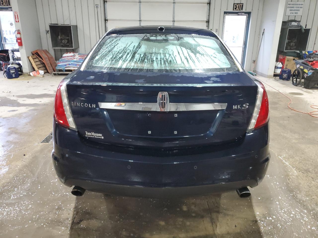 2009 Lincoln MKS VIN 1LNHM93R69G609082 Copart auction photo, undercarriage damage thumbnail 6