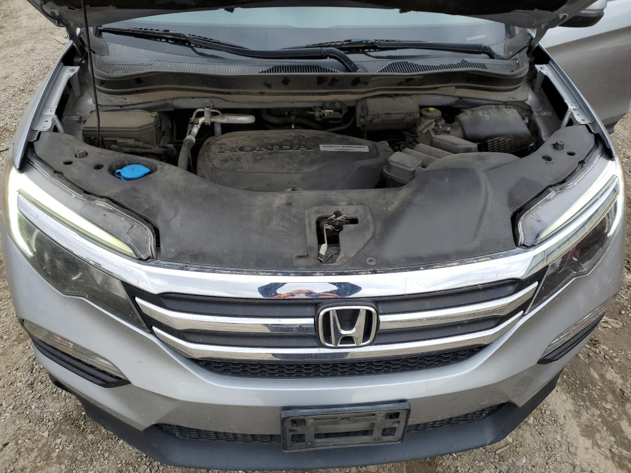 2017 Honda Pilot VIN 5FNYF6H59HB008597 Copart auction photo, rear end / minor dent/scratches damage thumbnail 13