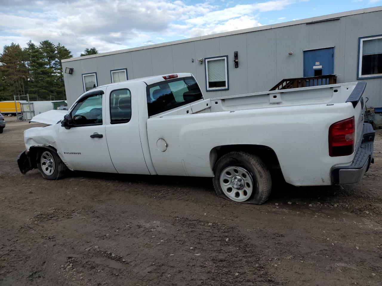 2009 Chevrolet Silverado VIN 1GCEC19J39E127713 Copart auction photo, front end / undercarriage damage thumbnail 2