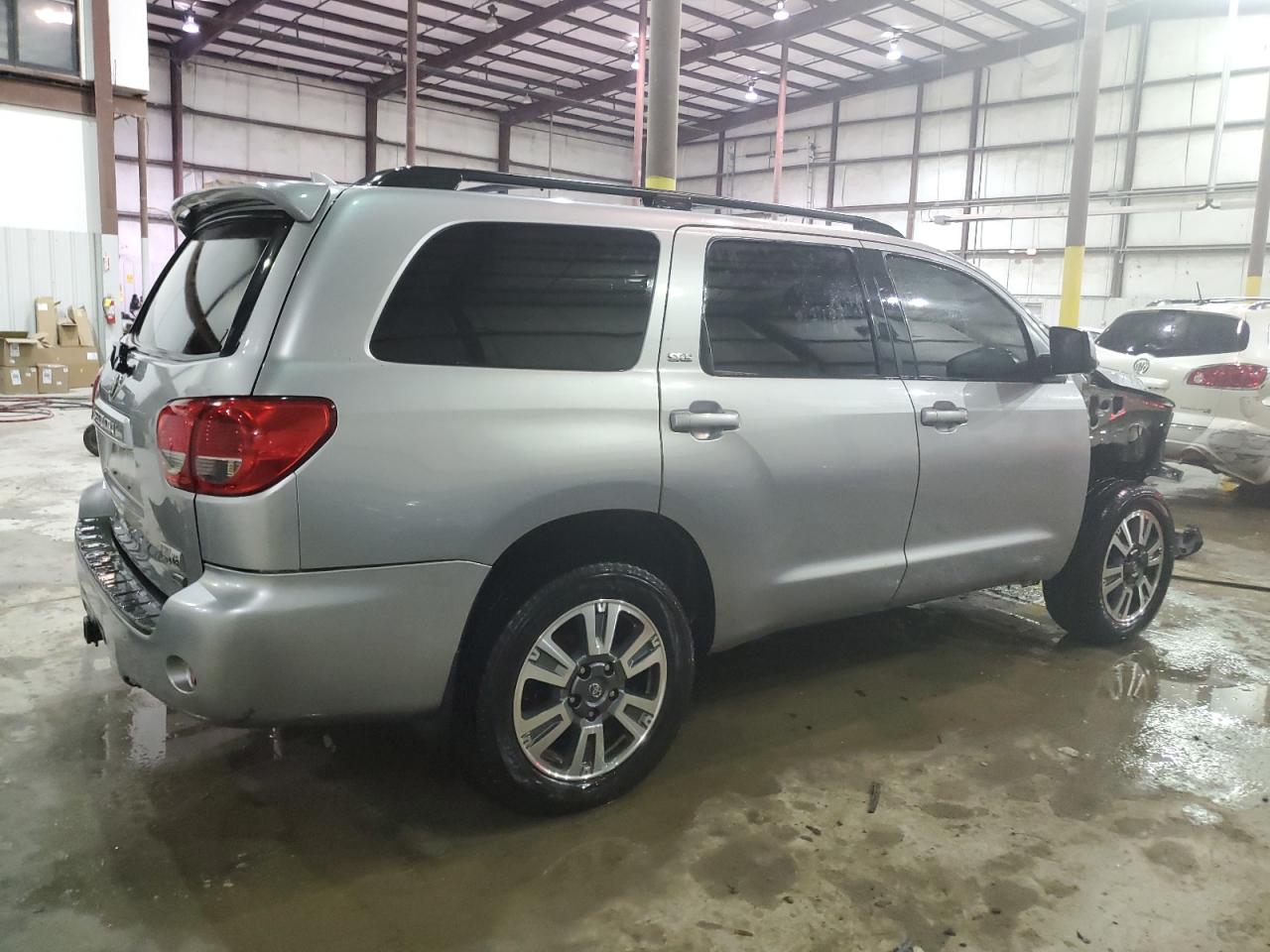 2010 Toyota Sequoia VIN 5TDBW5G17AS026662 Copart auction photo, front end damage thumbnail 3