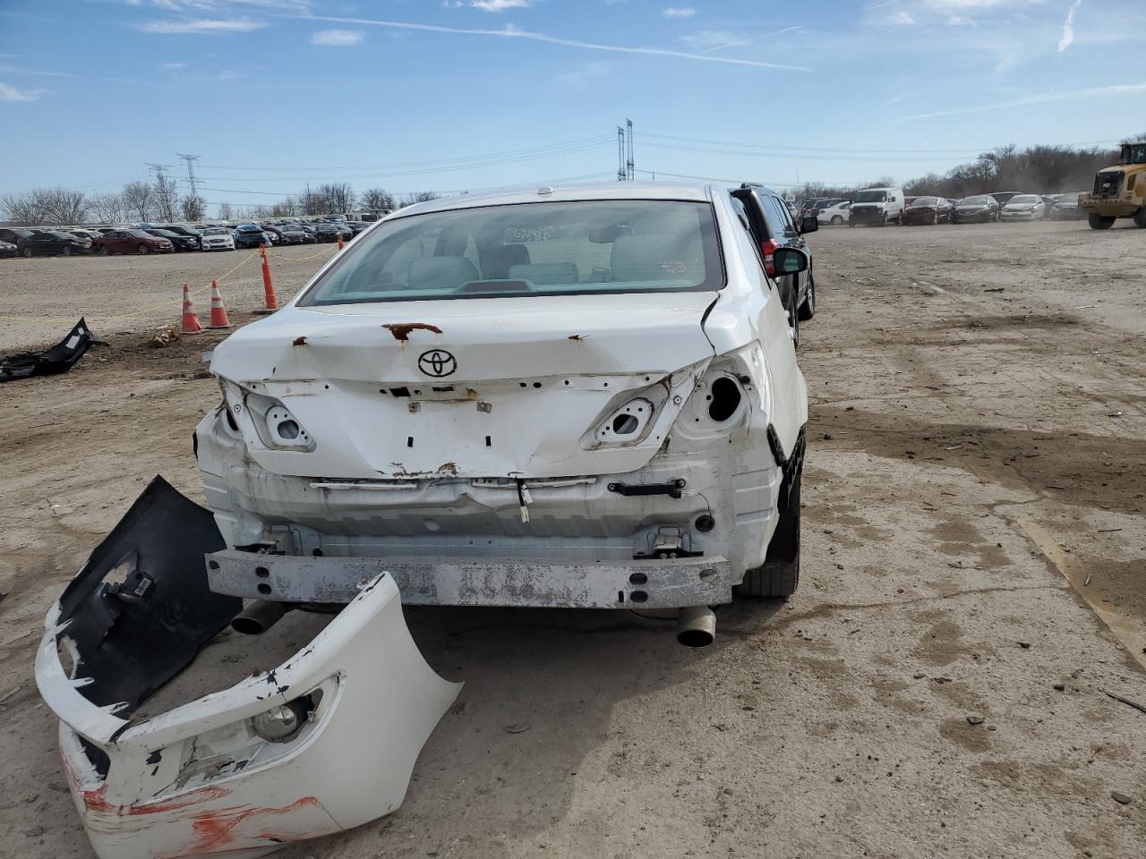 2011 Toyota Avalon VIN 4T1BK3DB2BU421709 Copart auction photo, rear end damage thumbnail 6