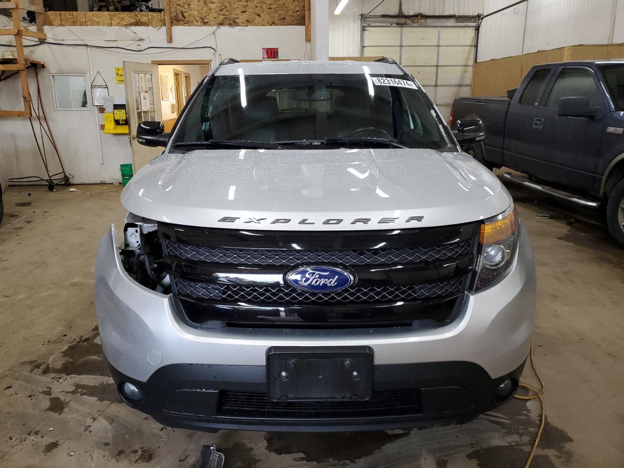 2013 Ford Explorer VIN 1FM5K8GT4DGB29527 Copart auction photo, front end / side damage thumbnail 5