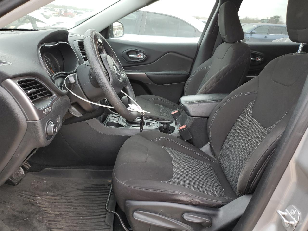 2019 Jeep Grand Cherokee VIN 1C4PJLCX7KD373649 Copart auction photo, front end / undercarriage damage thumbnail 7