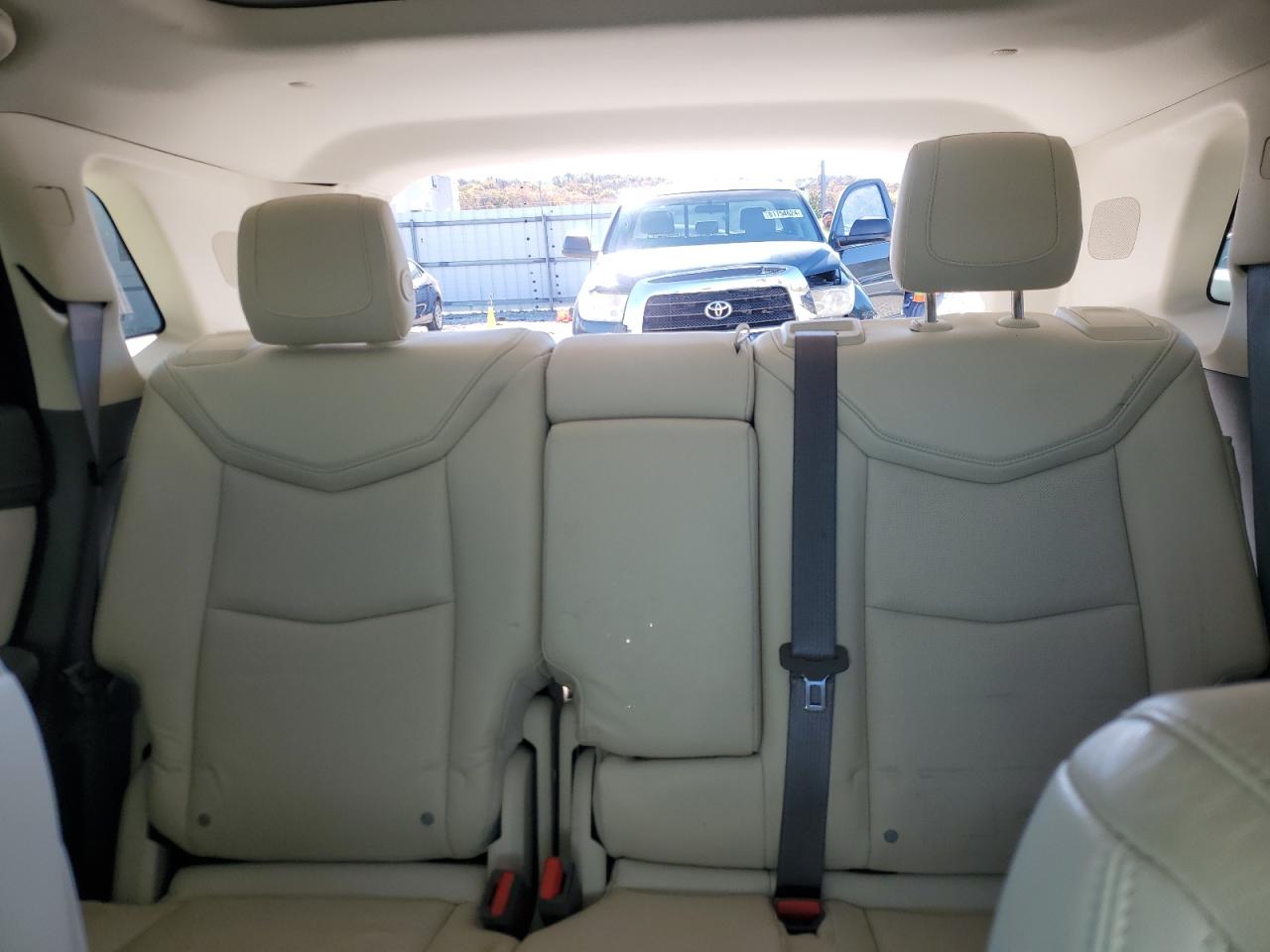 2017 Cadillac XT5 VIN 1GYKNCRS6HZ126140 Copart auction photo, front end damage thumbnail 10