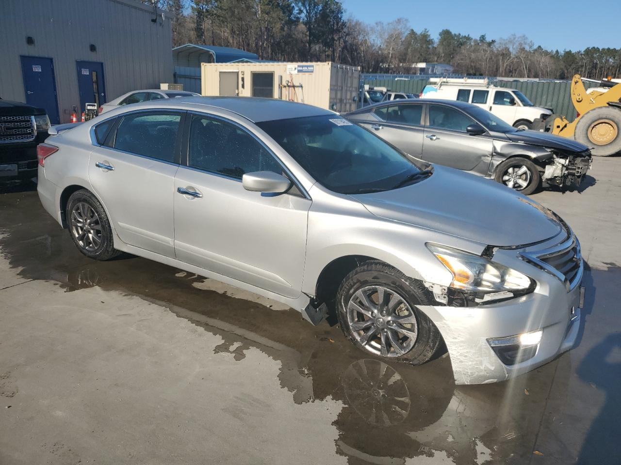 2015 Nissan Altima VIN 1N4AL3AP1FC457776 Copart auction photo, front end / undercarriage damage thumbnail 4