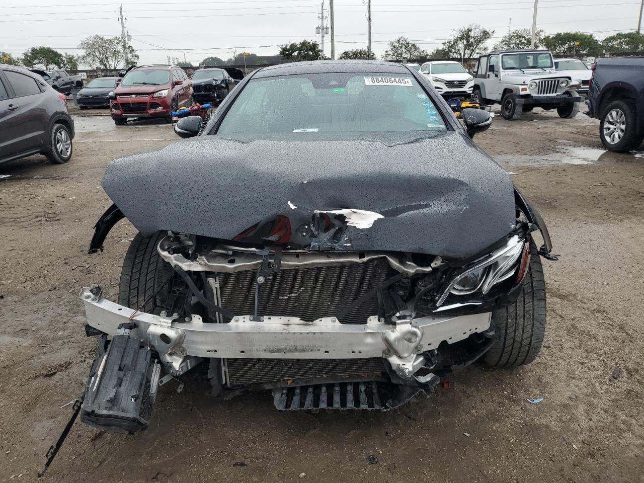 2018 Mercedes-Benz E-klasse VIN WDD1J6FBXJF068128 Copart auction photo, front end damage thumbnail 5