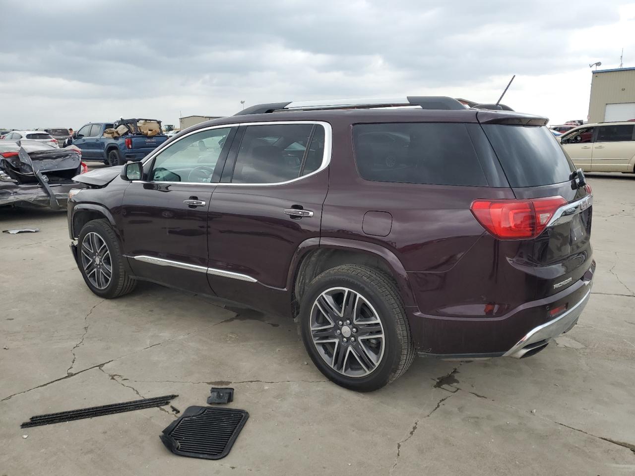 2017 GMC Acadia VIN 1GKKNPLS6HZ274623 Copart auction photo, front end / rear end damage thumbnail 2