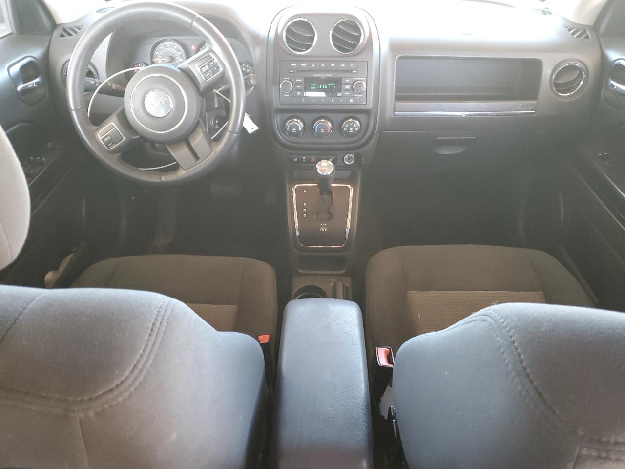 2014 Jeep Liberty (Patriot) VIN 1C4NJPFB9ED827905 Copart auction photo, rear end damage thumbnail 8