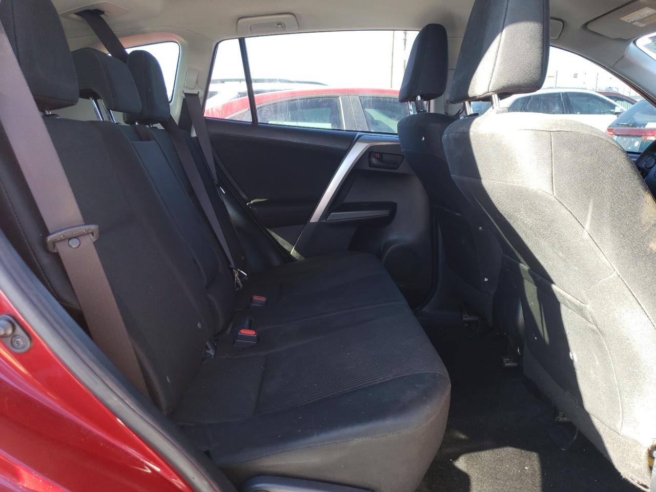 2018 Toyota RAV 4 VIN JTMBFREV0JD224007 Copart auction photo, side / front end damage thumbnail 11