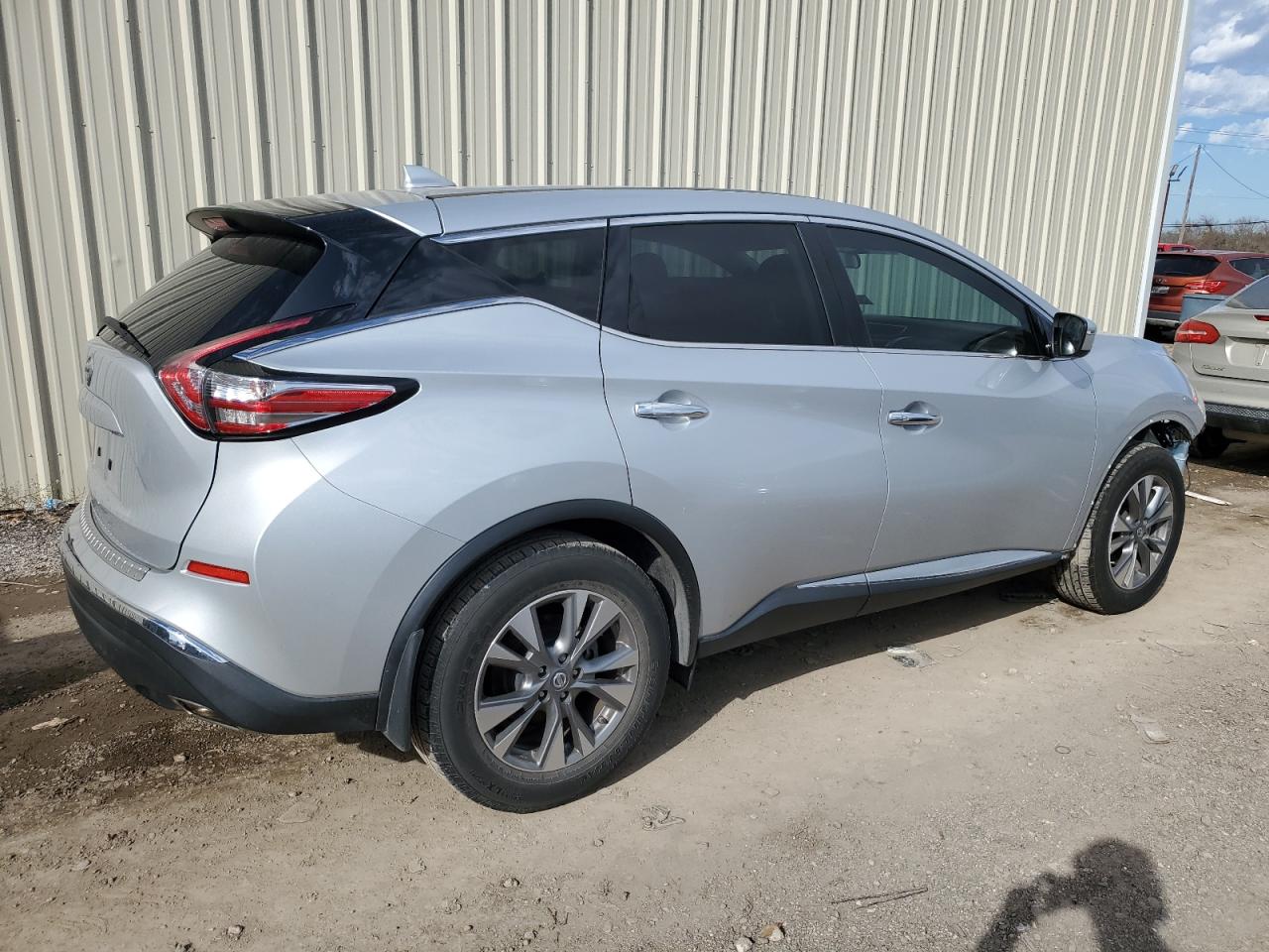 2018 Nissan Murano VIN 5N1AZ2MG5JN196952 Copart auction photo, front end / minor dent/scratches damage thumbnail 3